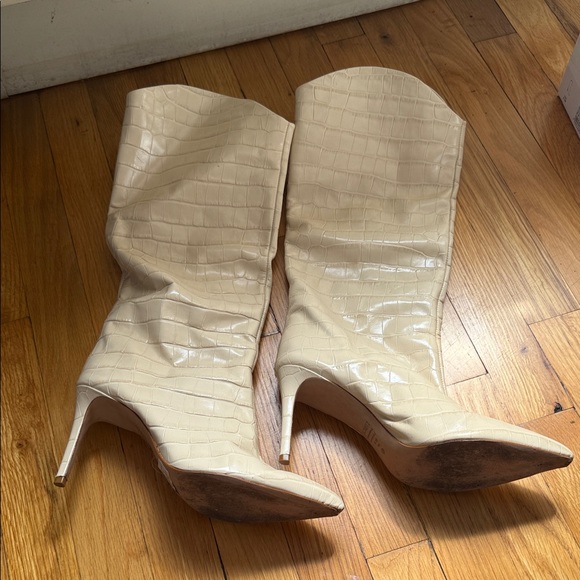 SCHUTZ White Maryana Boot - Picture 1 of 9